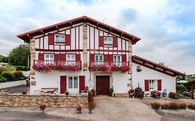 Chambres D'Hotes Manttu